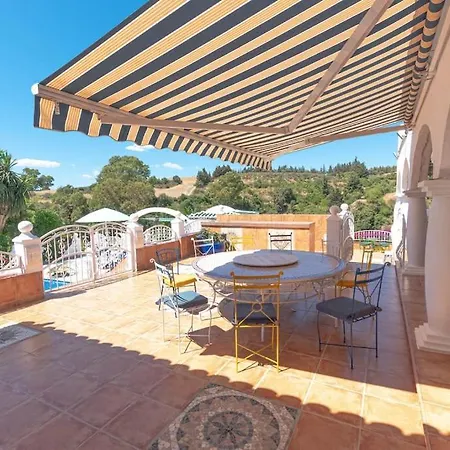 Villa Family Near Estepona