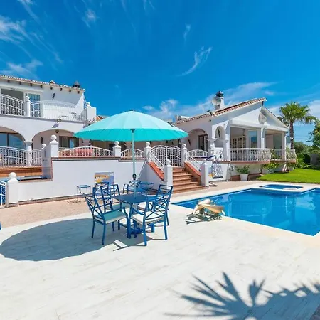 Family Near Villa Estepona